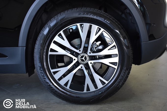 MERCEDES GLA 180 D AUT. BUSINESS EXTRA